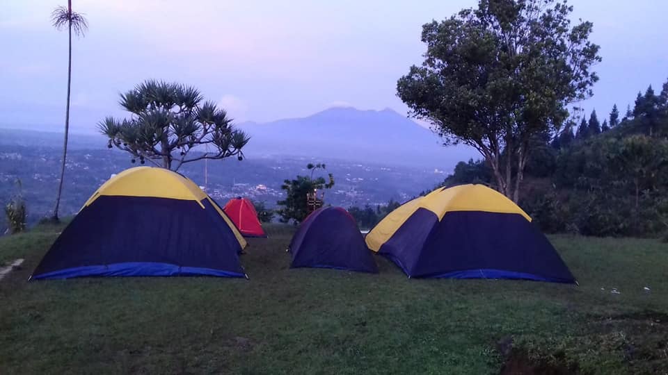 Trekking & Camp @ Curug Naga